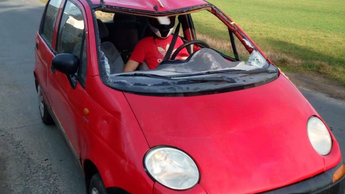 Policjanci zrobili zdjęcie kierującemu podczas jazdy