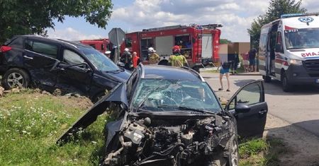 Nie ustąpił pierwszeństwa przejazdu i doprowadził do zderzenia. Jest apel policji