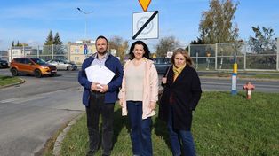 Rzeszów: "Boimy się o nasze dzieci". Niebezpieczne skrzyżowanie. Czy ratusz w końcu zareaguje?