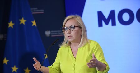 Miał być prąd z Polski dla Ukrainy. Minister odbija piłeczkę