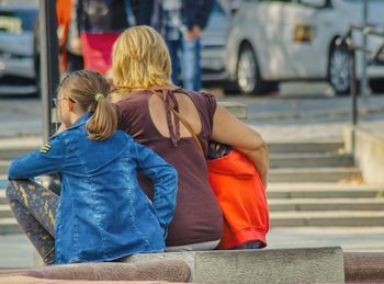 Tak rodzice wpływają na rozwój emocjonalny dzieci z autyzmem. Są dwie grupy