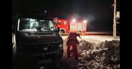 Ciołki. Karetka nie dojechała do rodzącej. Poród odebrał jej brat