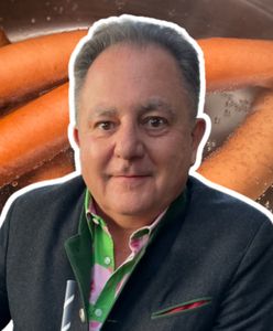 Polacy źle gotują parówki. Robert Makłowicz wytyka częsty błąd