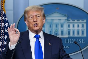 Cła Trumpa. Prezydent przekonuje, że zawarł porozumienie z Chinami