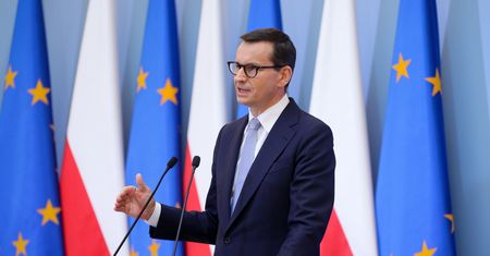 Kancelaria Premiera i Senat na zakupach gadżetów. Wydadzą ponad milion zł