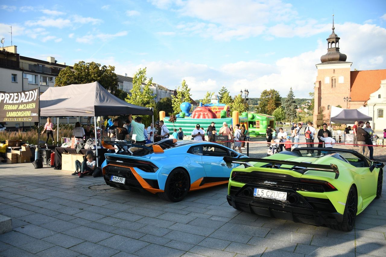 Wrocław: Lamborghini, Ferrari i McLaren na Starym Rynku
