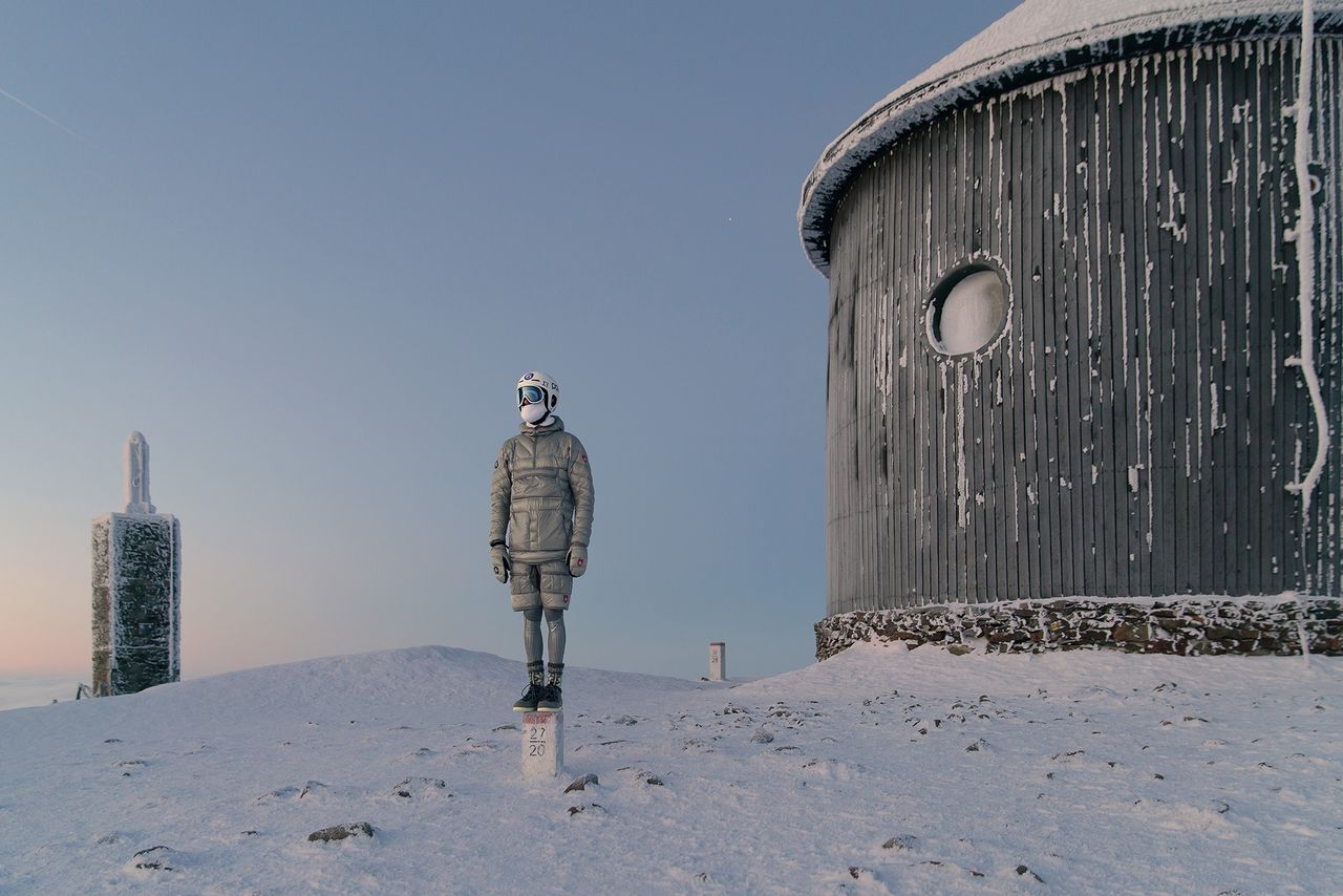 Jan Kriwol stworzył niesamowitą sesję na Śnieżce. Klimat jak z innej planety
