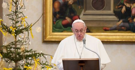 Koronawirus. Papież Franciszek zaszczepiony przeciw COVID-19