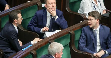 Nowy Jeep zamiast starej Multipli. Tak bogacą się najbiedniejsi posłowie