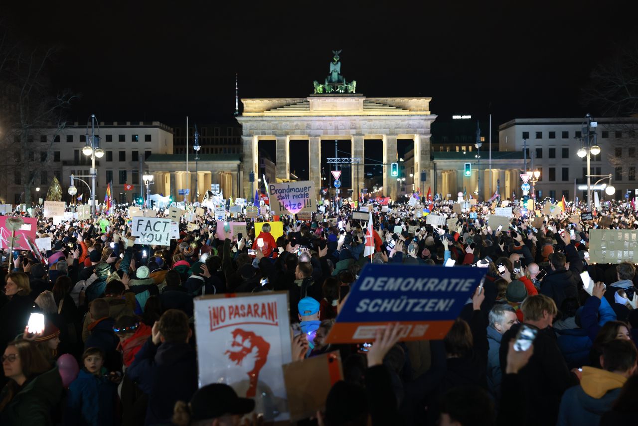 Proteste gegen AfD: Zehntausende auf den Straßen Deutschlands