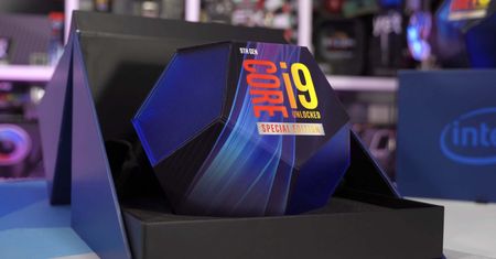 Intel Core i9-10900K delikatnie wygrywa z AMD Ryzenem 9 3900X. Ale jakim kosztem