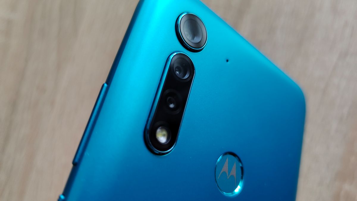 Motorola Moto G8 Power Lite pokazuje, że duża bateria i poręczna obudowa mogą iść w parze [pierwsze wrażenia] 1