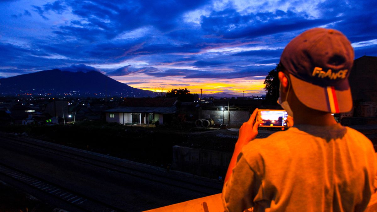 Francja pracuje nad nowym prawem dotyczącym mediów społecznościowych 