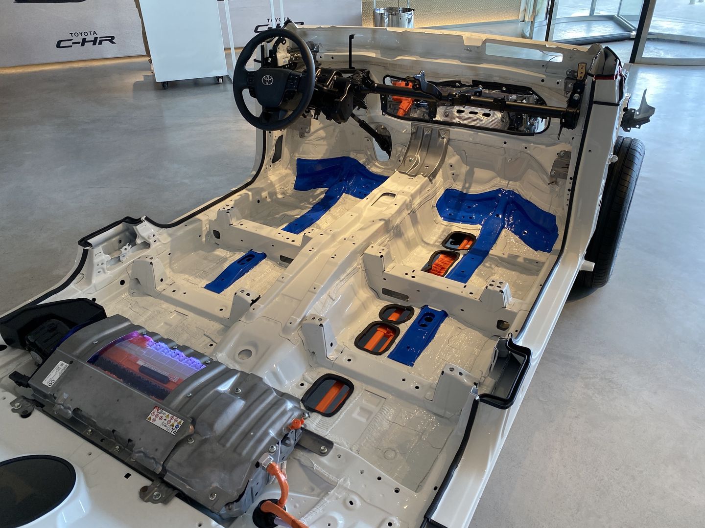 Toyota C-HR (2024)