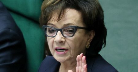 Emerytura Elżbiety Witek. Ile dostaje miesięcznie z ZUS? Na pensję Marszałka Sejmu też raczej nie może narzekać