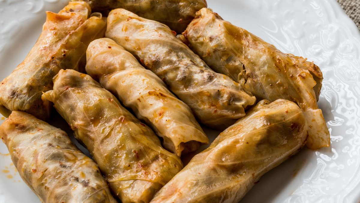 Gołąbki po turecku w wersji warstwowej Lahana Kapama 