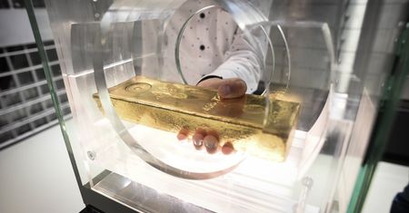 Miliardy dolarów w skarbcu. Prof. Glapiński ujawnił, w co inwestuje NBP
