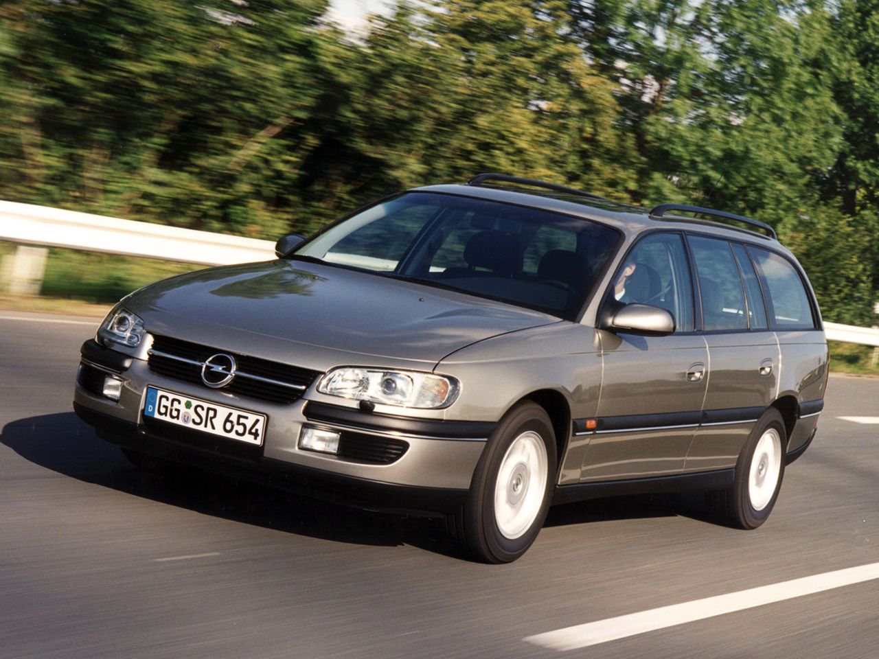 Opel Omega B