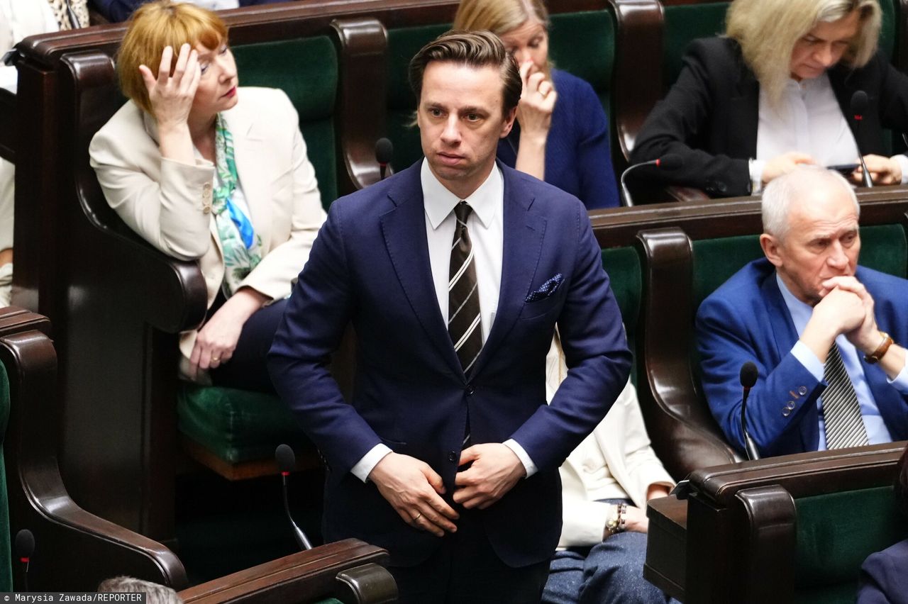 "Przestrzegam". Bosak krytykuje zachwalanie "ustawki" Nawrockiego