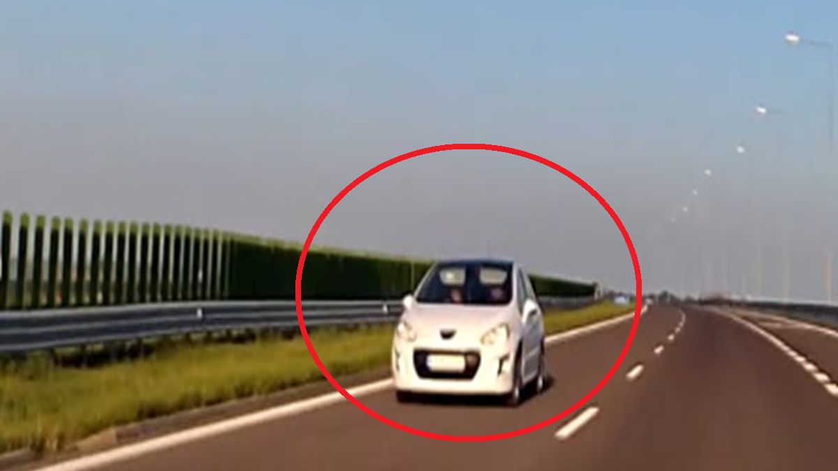 Auto jechało pod prąd na A4.