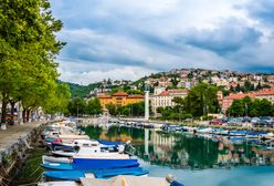 O tym pociągu jest głośno. O jego celu mówi się źle. "Brudno i pusto"