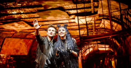 "We Will Rock You" w Teatrze Muzycznym Roma. Tak się wygrywa [RECENZJA]