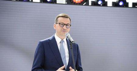 Krajowy Plan Odbudowy. Mateusz Morawiecki: Chcemy wyrównać szanse dla polskiego rolnictwa
