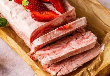 Nie piekę, nie gotuję, a deser znika w mgnieniu oka. To semifreddo to hit lata