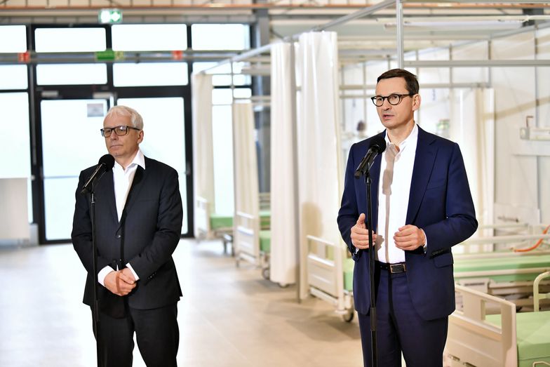 Szpital tymczasowy we Wrocławiu już nie przyjmuje pacjentów. Teraz rząd musi podjąć decyzję co dalej z obiektem