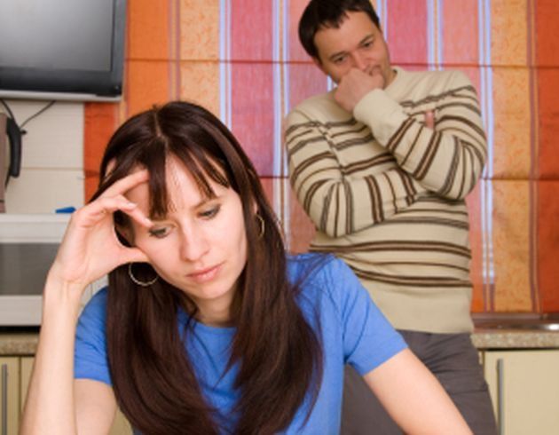 Młodym Polakom brakuje na własne mieszkania. Mieszkają z rodzicami