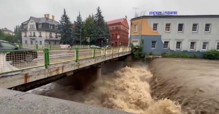 Bielsko-Biała pod wodą. Ulice zamieniły się w rwące potoki