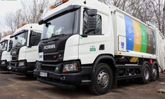 Śmieciowy przewrót w stolicy. Plomby na pojemnikach