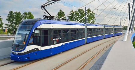 Kupią najdłuższe tramwaje w Polsce. Umowa na 524 mln zł
