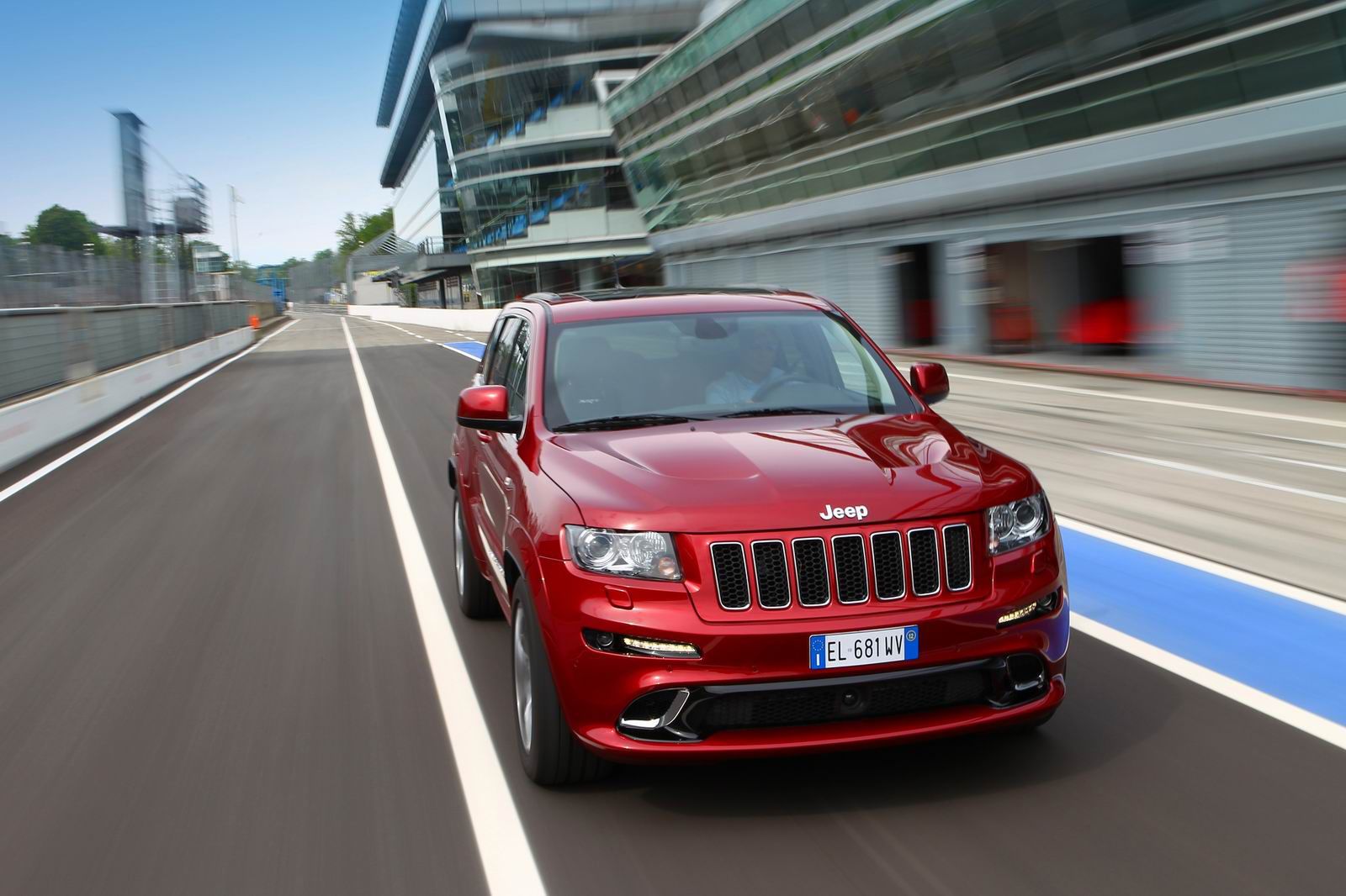 Jeep Grand Cherokee SRT