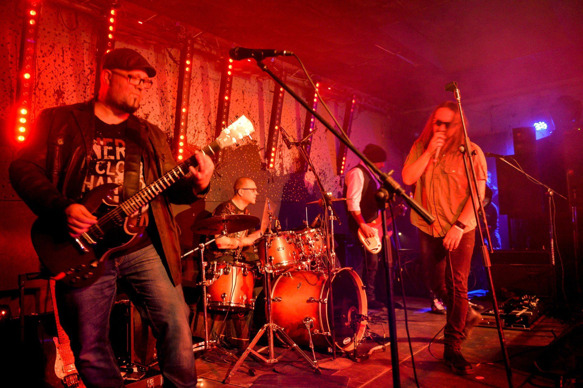 KLUB SFINKS W SOPOCIE. KONCERT GOLDEN LIFE
