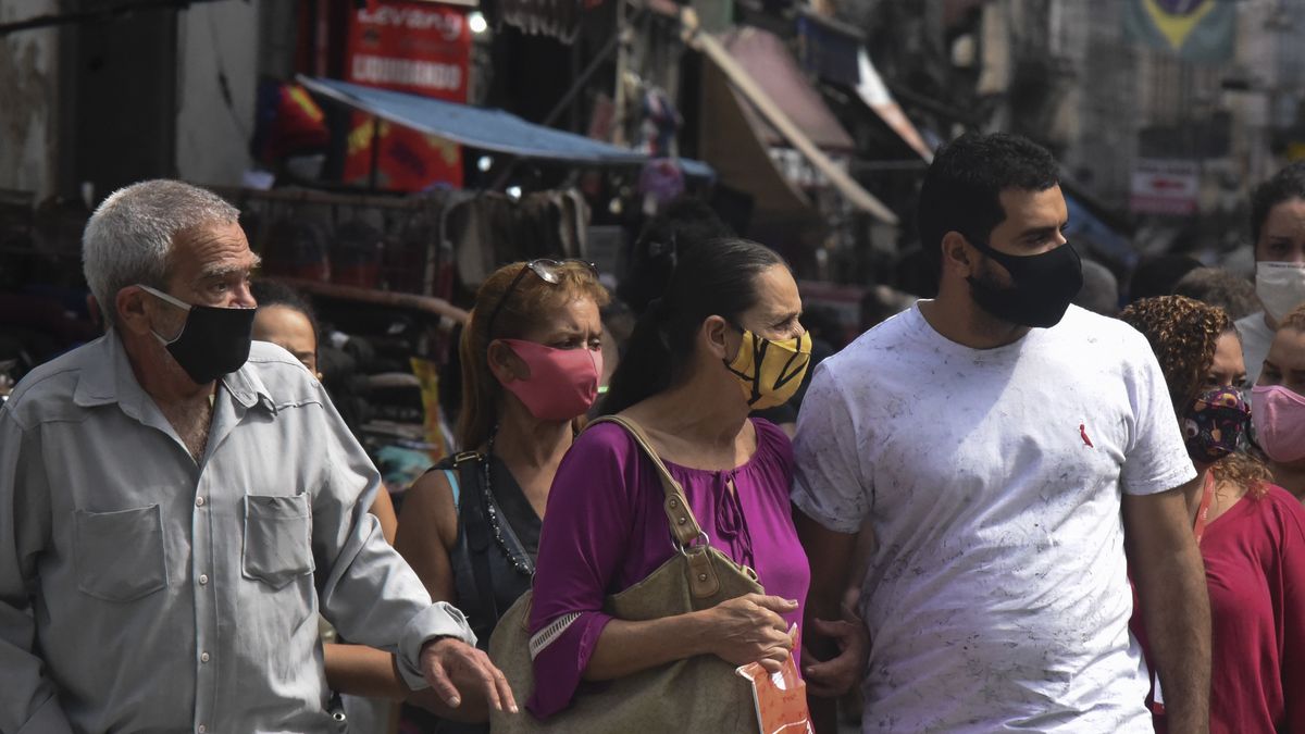 maseczki ochronne skutecznosc naukowcy koronawirus covid-19