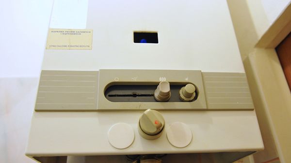 Miejski Zarząd Budynków Mieszkalnych polecił przegląd wszystkich przewodów kominowych i piecyków