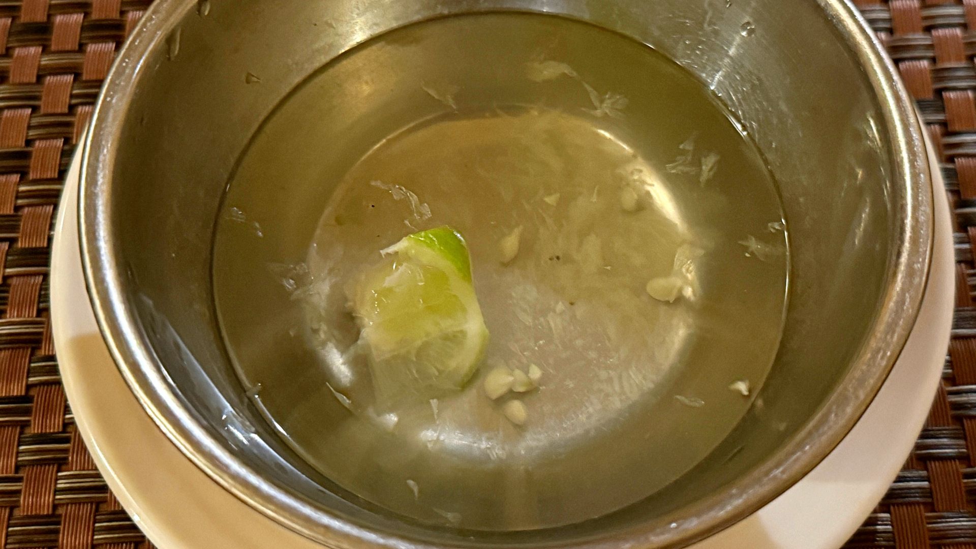 Witamina C łatwo ulega rozkładowi pod wpływem światła i tlenu