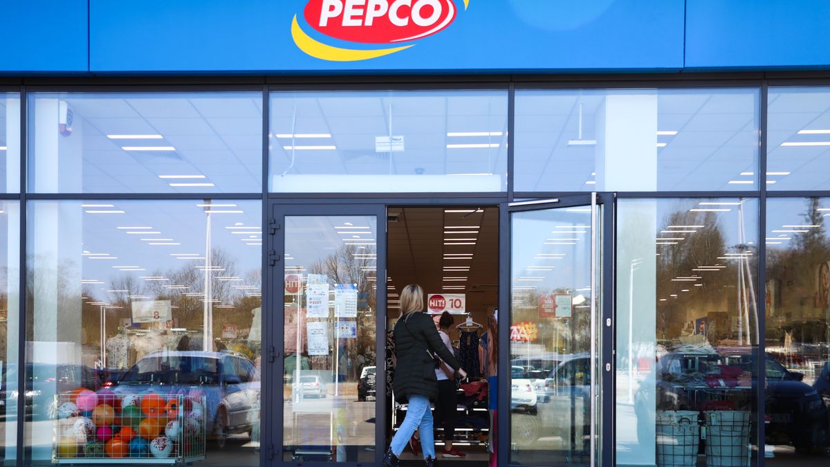 Pepco logo is seen on Pepco discount store in Krakow, Poland on April 27, 2021. Pepco Group, the owner of Poundland in the UK and Dealz and PEPCO in Europe, which serves over 50 million customers a month from more than 3,200 stores in 16 countries, has announced that it will apply for listing and admission of the companys shares to trade on the Warsaw Stock Exchange. (Photo by Beata Zawrzel/NurPhoto via Getty Images)