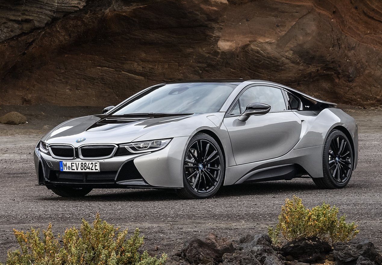 BMW i8 mogło być Alpiną, ale tak się nie stało.