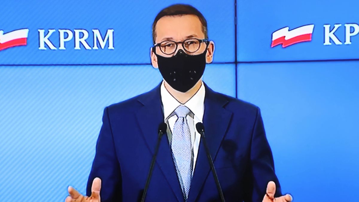 Premier Mateusz Morawiecki zapowiedział kiedy nastąpi luzowanie obostrzeń. 