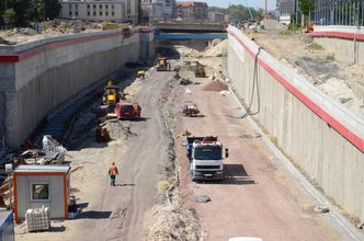 Zrywane kontrakty i drożyzna. Bolączki budowy dróg w Polsce