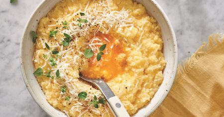 Polenta z żółtkiem i oscypkiem
