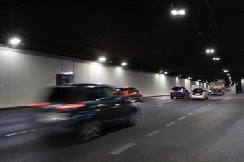 Kolejny odcinkowy pomiar prędkości w Warszawie. "Zastanowią się dwa razy"