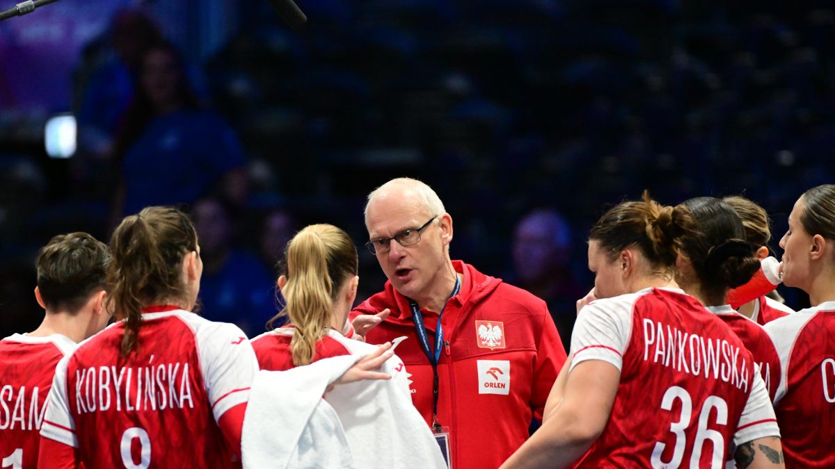 Selekcjoner reprezentacji Polski Arne Senstad podczas meczu