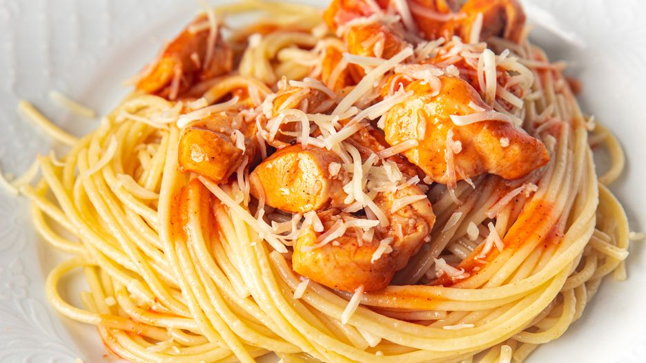 Spaghetti z kurczakiem curry