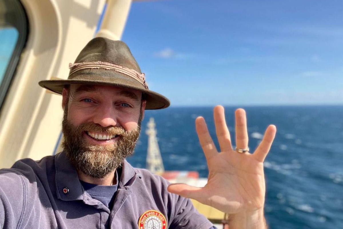 Był w podróży przez 10 lat. Odwiedził wszystkie państwa świata nie korzystając z samolotu