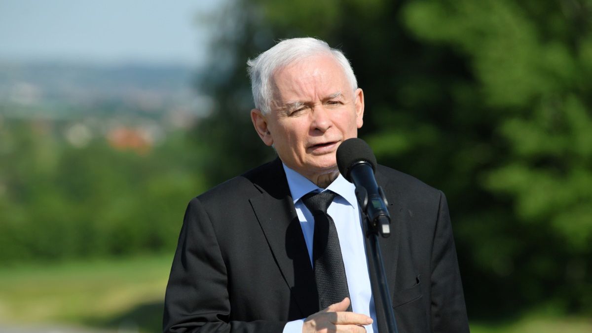 Jarosław Kaczyński popełnił niespodziewaną wpadkę. Prezes PiS sam był zaskoczony tym, co zrobił