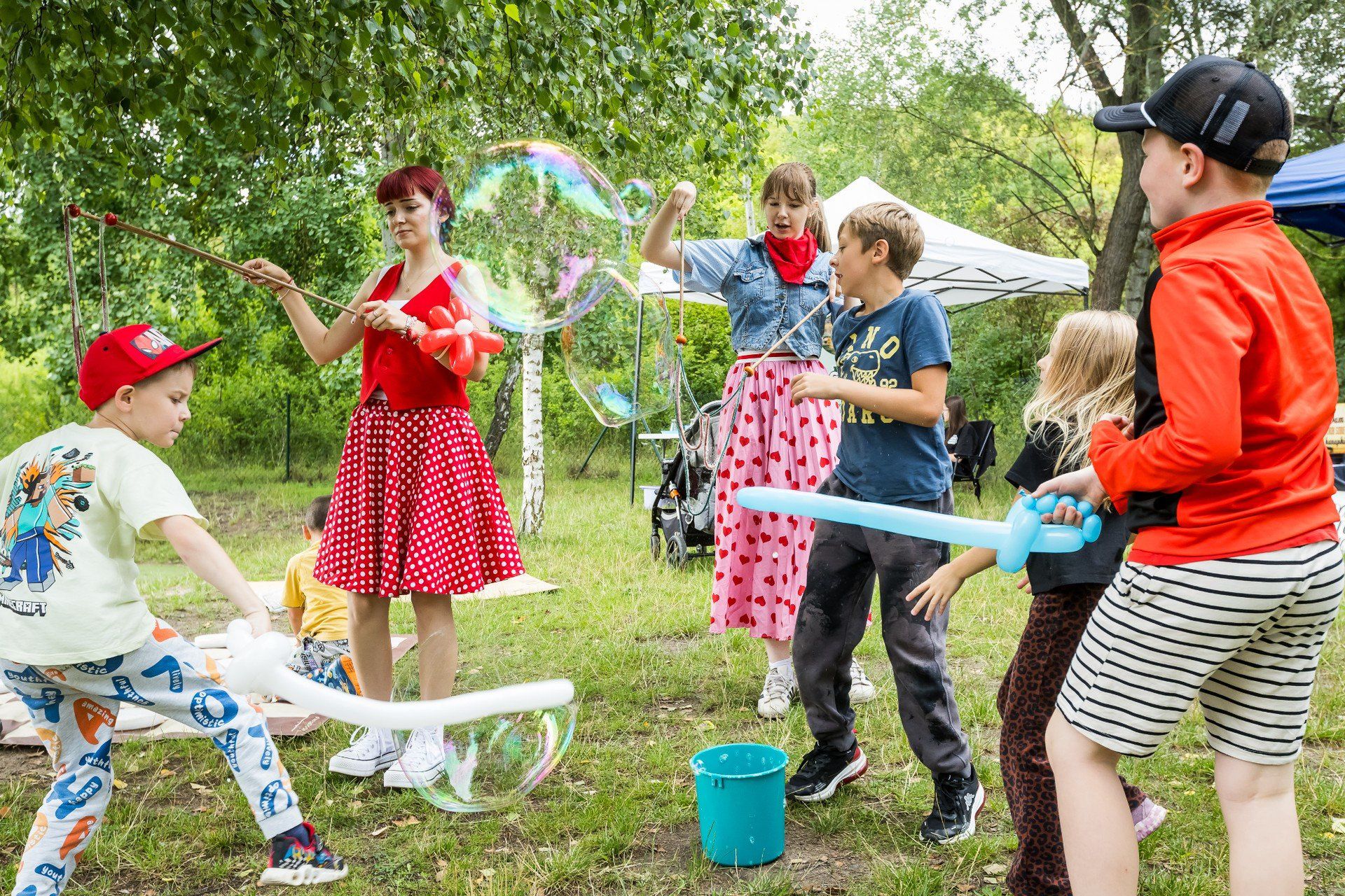 Na dzieci czekało mnóstwo dobrej zabawy. Zdjęcia z czwartkowej imprezy zamieszczamy w galerii.