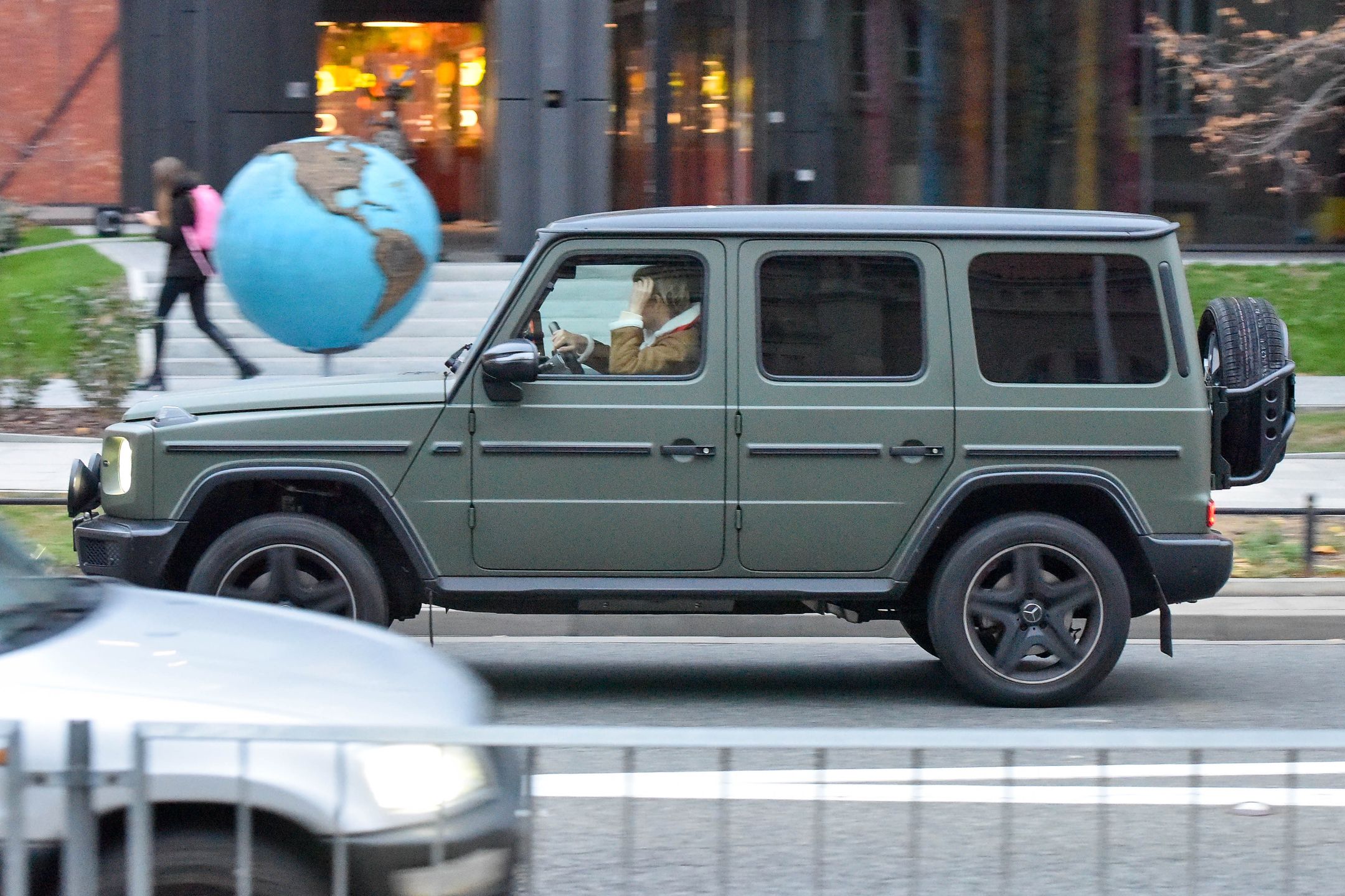 Martyna Wojciechowska parkuje na zakazie